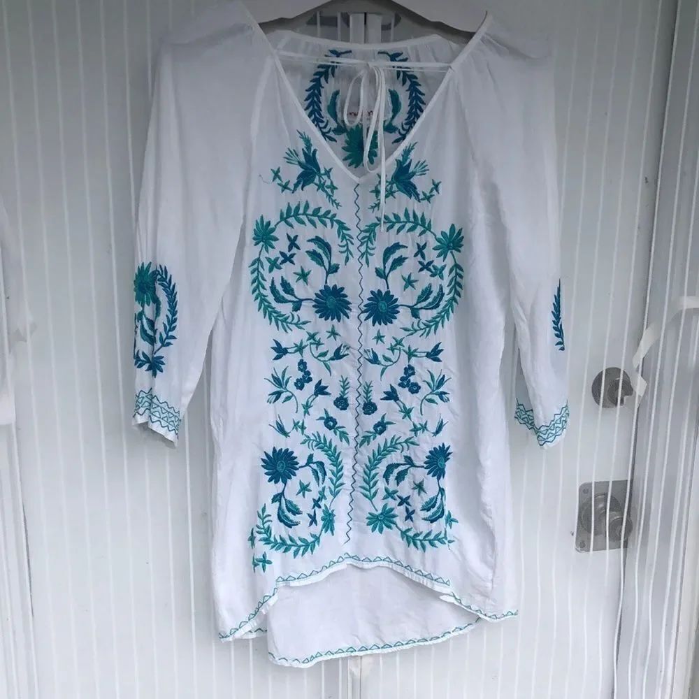 Beautiful Johnny Was embroidered top